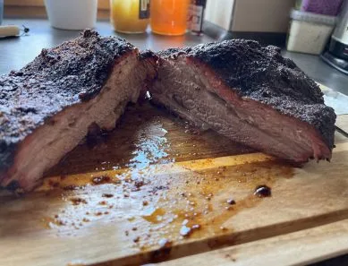 Hovězí brisket – král amerického BBQ