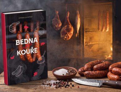 Bedna plná kouře: Uzenářská bible, která by neměla chybět u žádné udírny